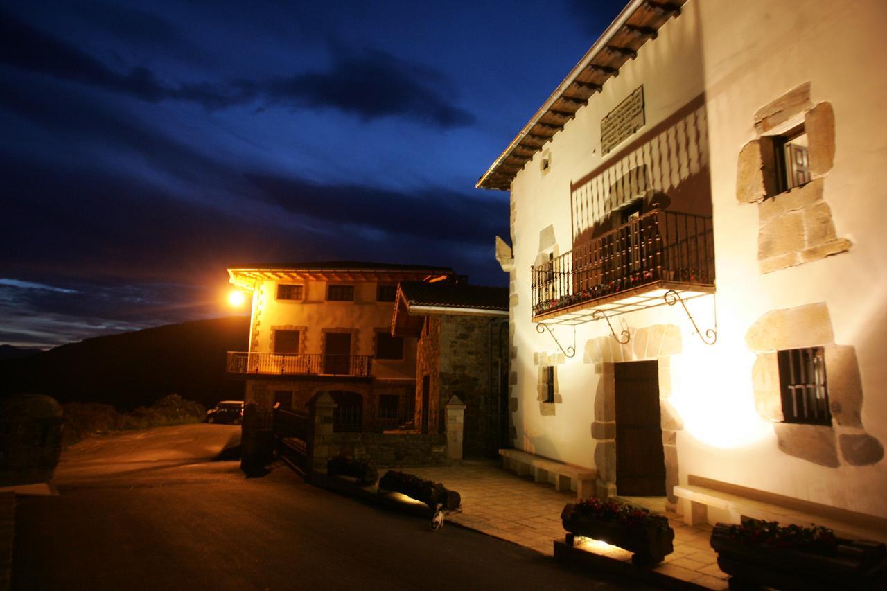 Hotel Batzarki Avellaneda  Exterior foto